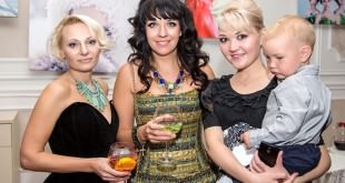 Казахстанские актеры, блогеры, дизайнеры, общественные и культурные деятели приняли участие в фотовыставке «Вне времени»