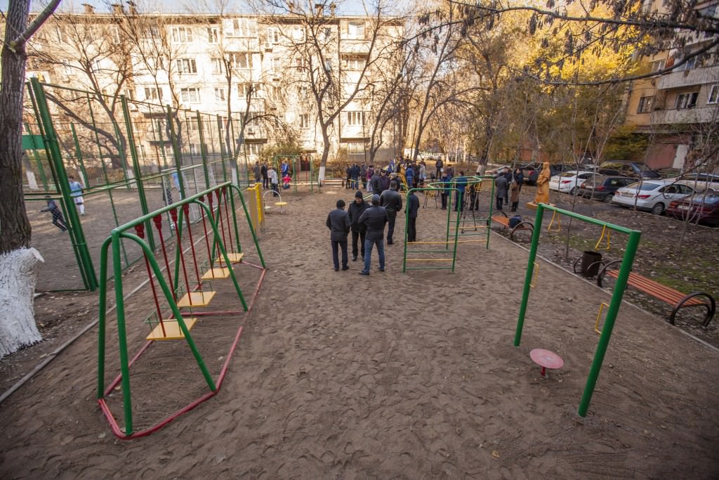 15.11.07-Ualikhanov.st.Playgrounds.Presentation.07