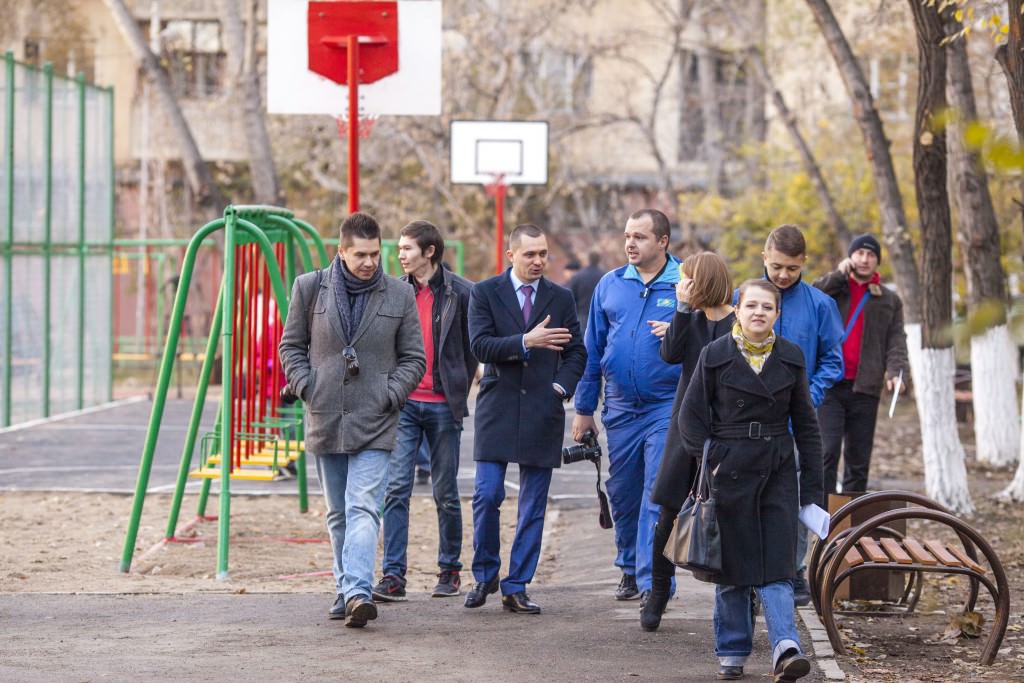 15.11.07-Ualikhanov.st.Playgrounds.Presentation.32