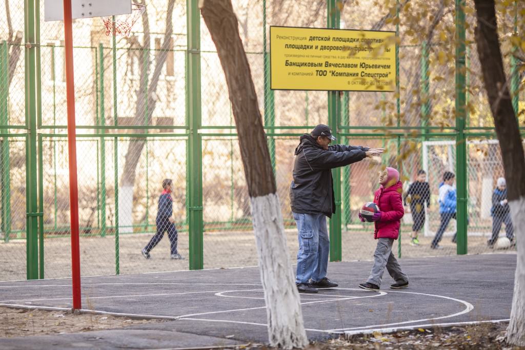 15.11.07-Ualikhanov.st.Playgrounds.Presentation.38